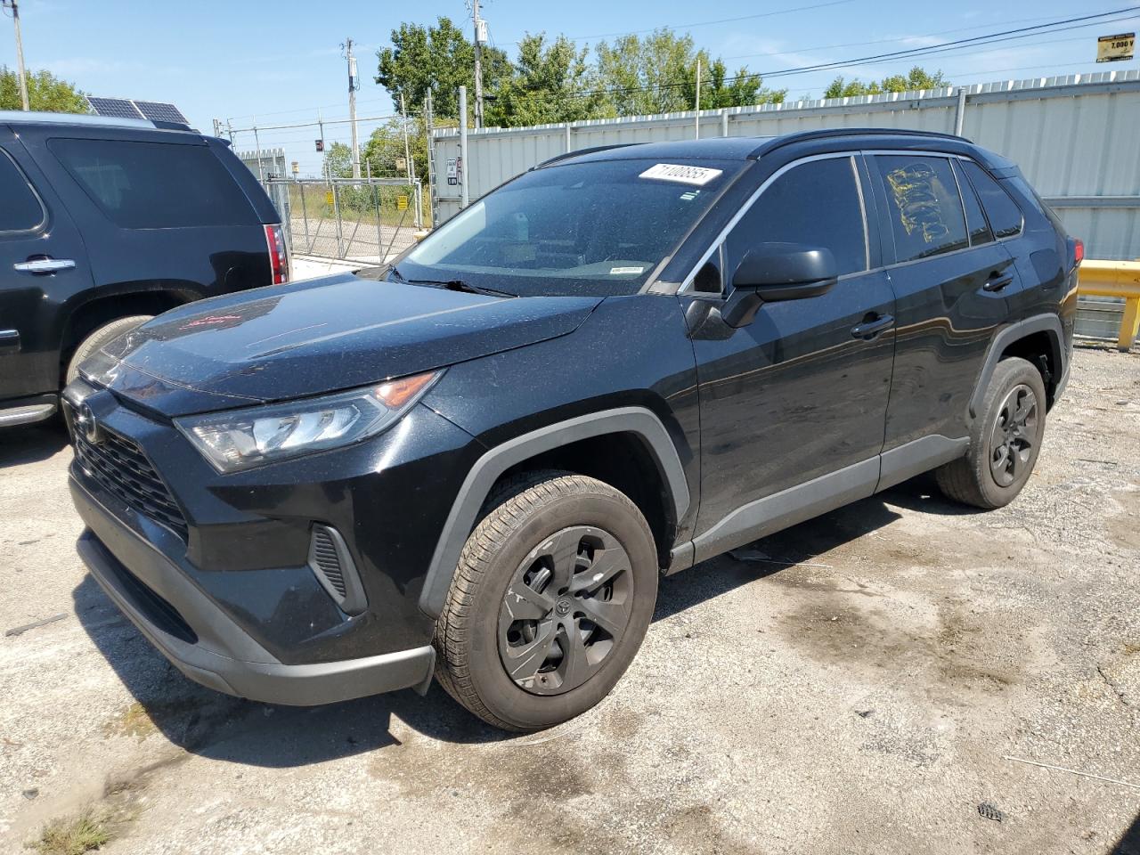 TOYOTA RAV4 LE