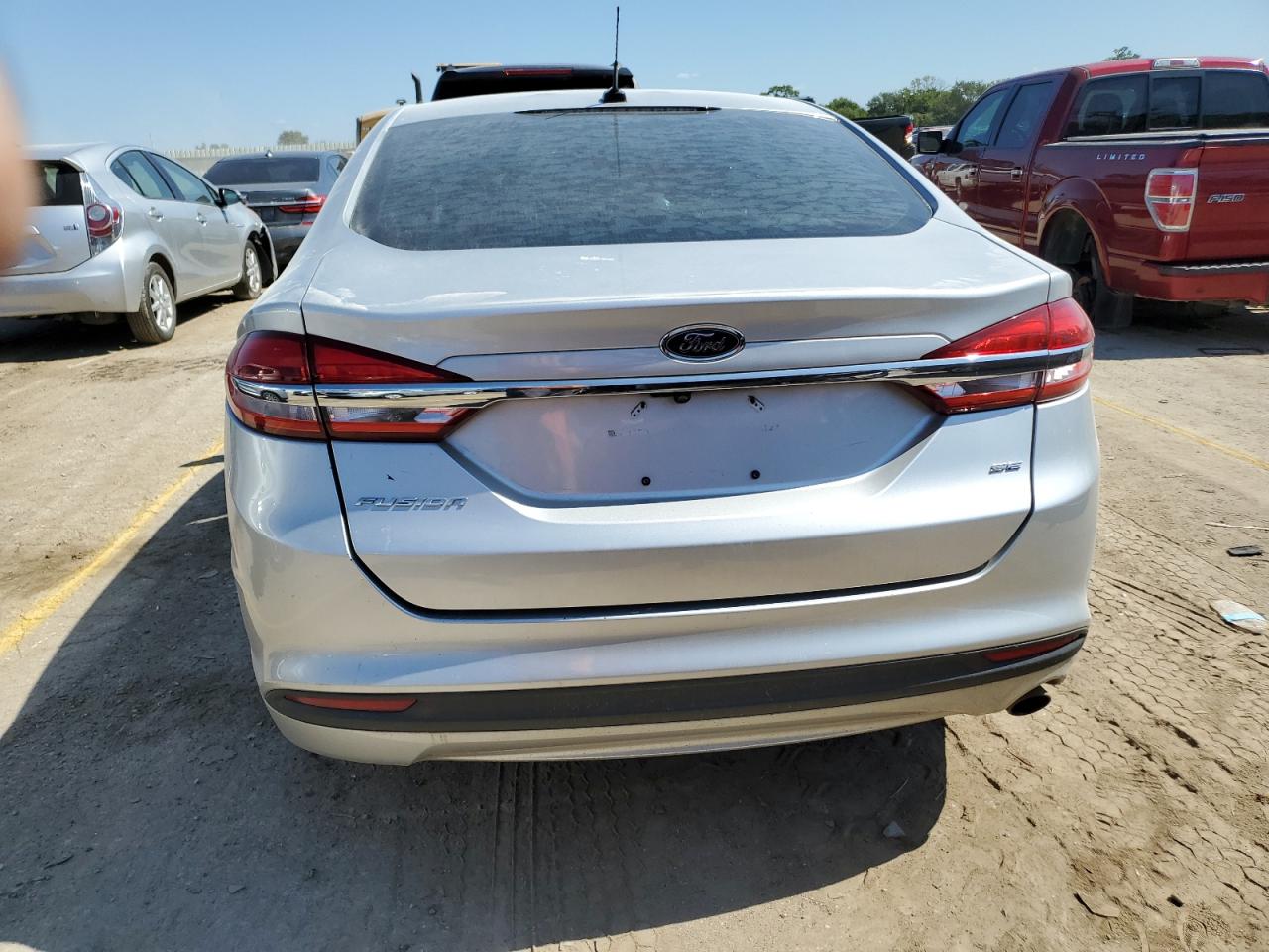 FORD FUSION SE
