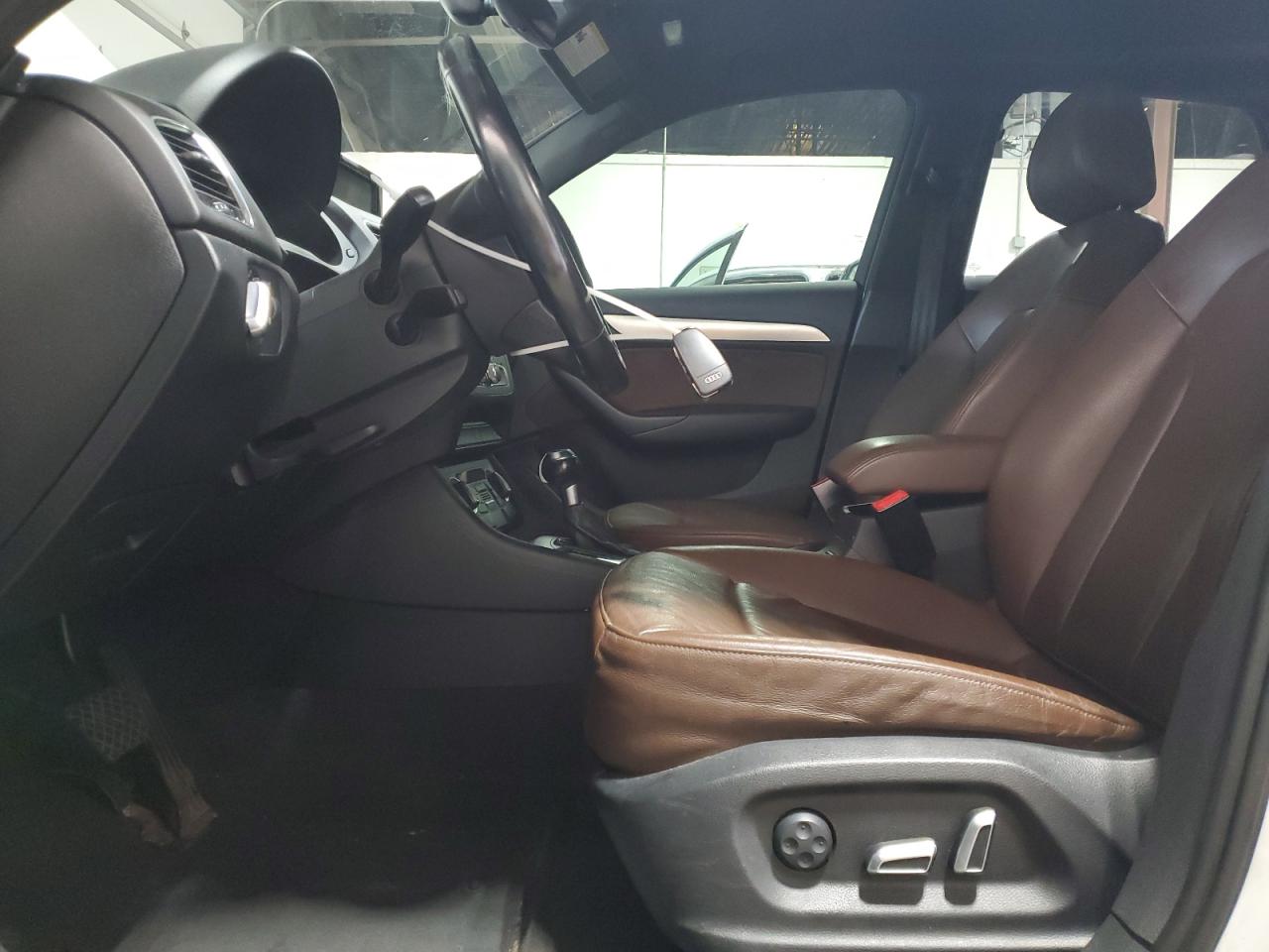 AUDI Q3 PREMIUM PLUS