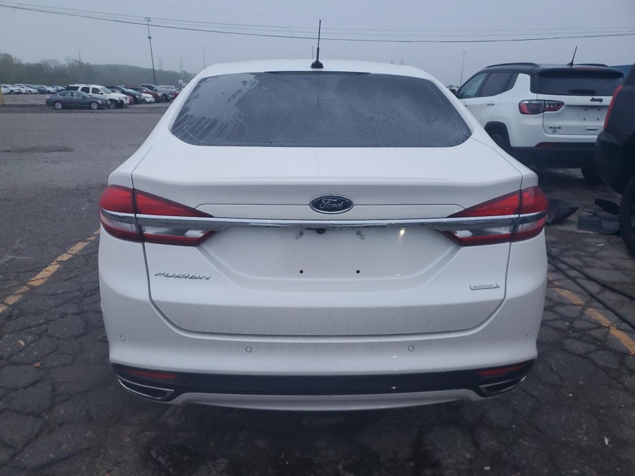FORD FUSION SE