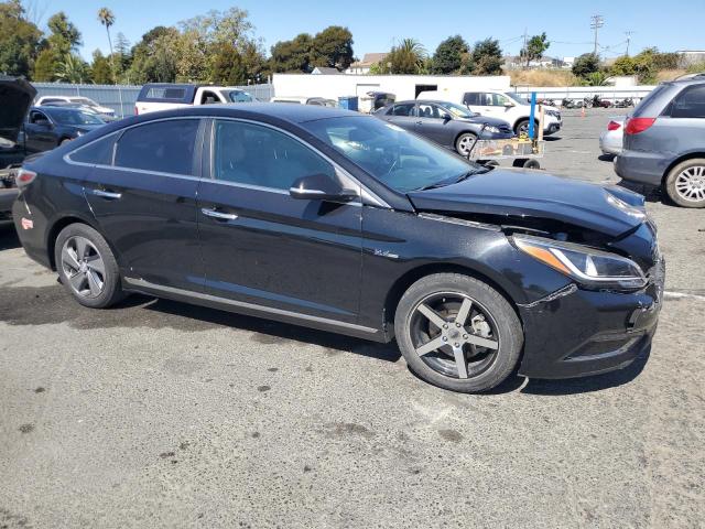 2017 HYUNDAI SONATA PLUG-IN HYBRID KMHE54L22HA067390