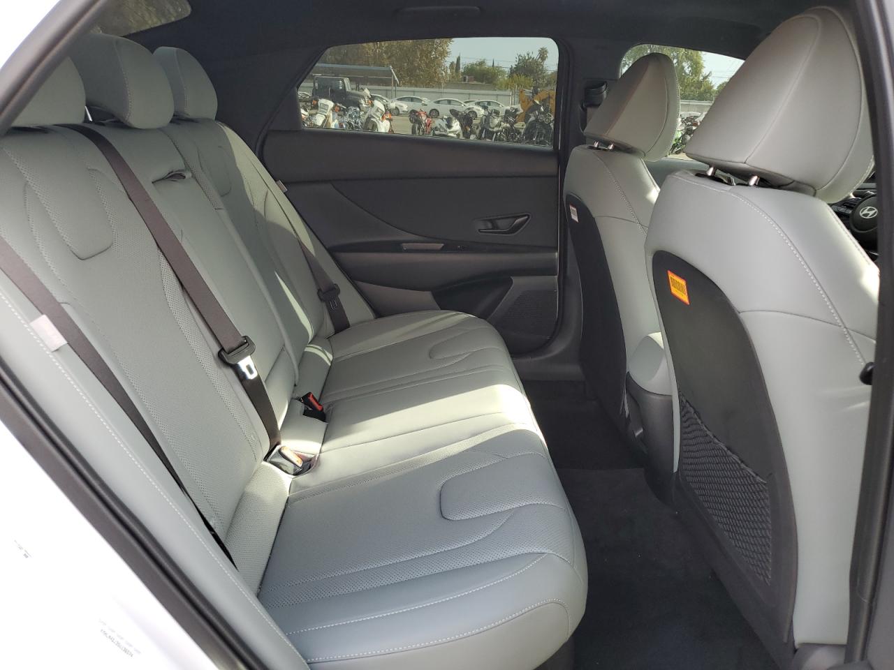 HYUNDAI ELANTRA LIMITED