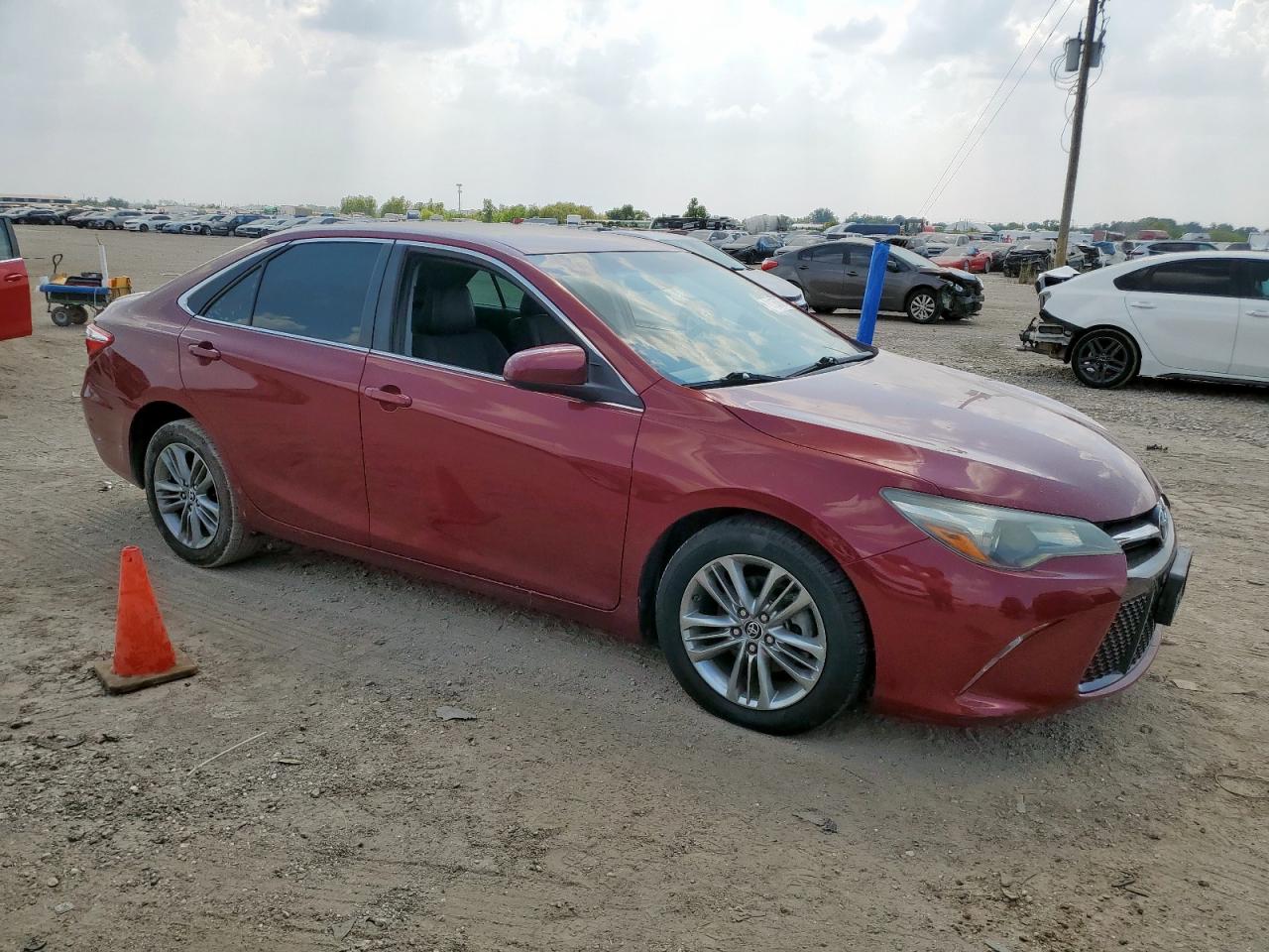 TOYOTA CAMRY LE