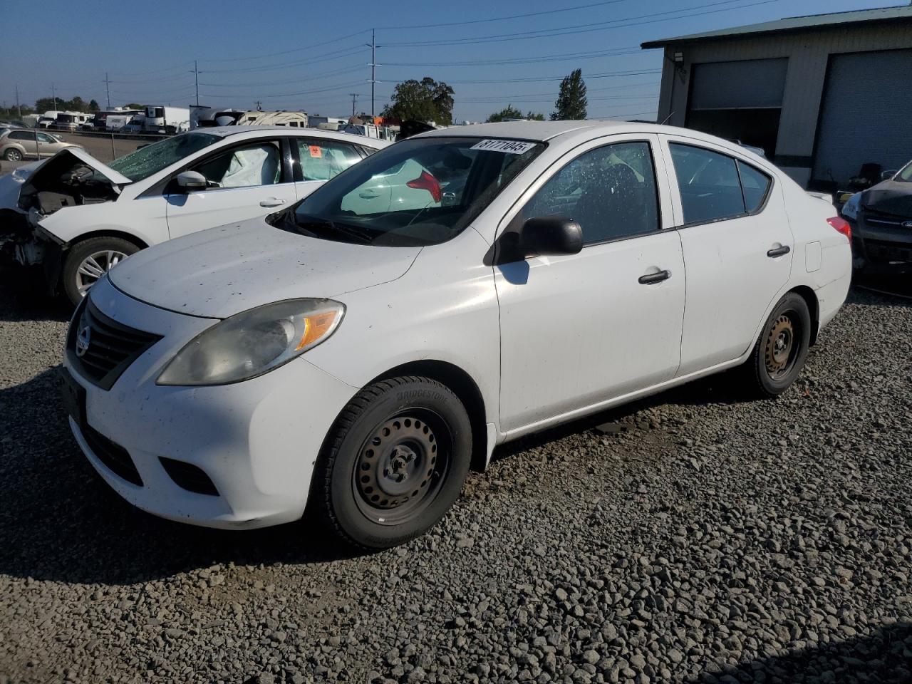 NISSAN VERSA S