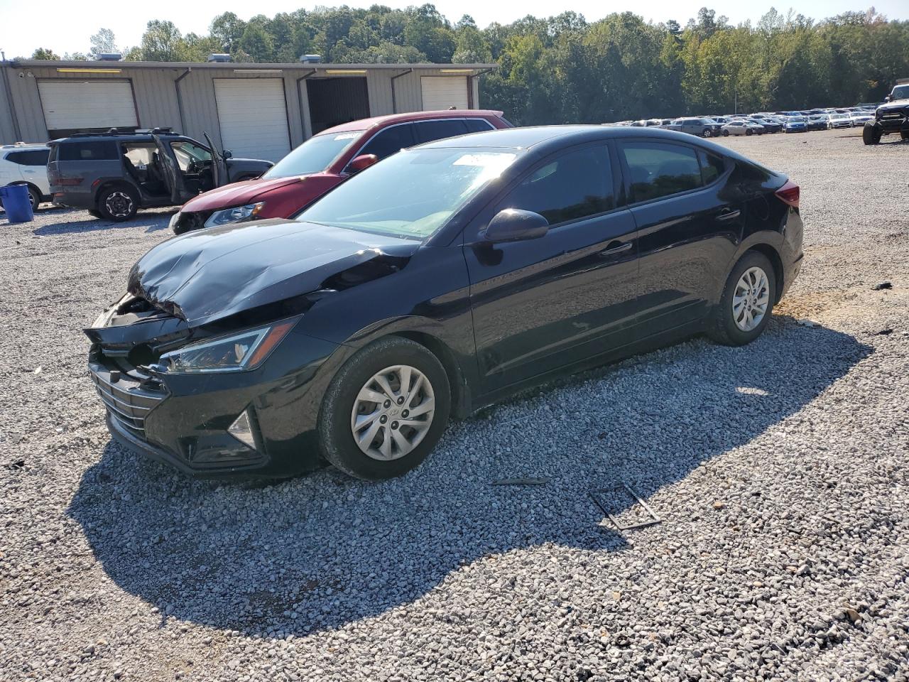 HYUNDAI ELANTRA SE