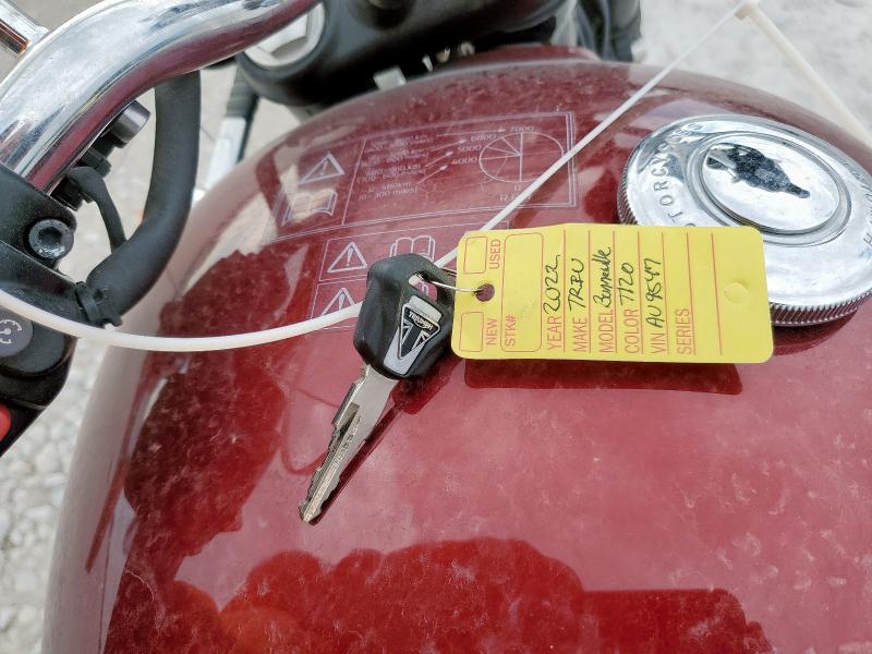 2022 TRIUMPH MOTORCYCLE BONNEVILLE SMTD40HL5NTAU9547