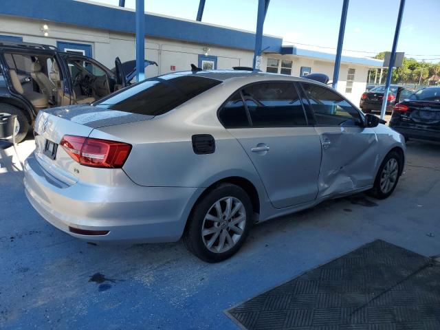 2015 VOLKSWAGEN JETTA SE 3VWD17AJ8FM251477