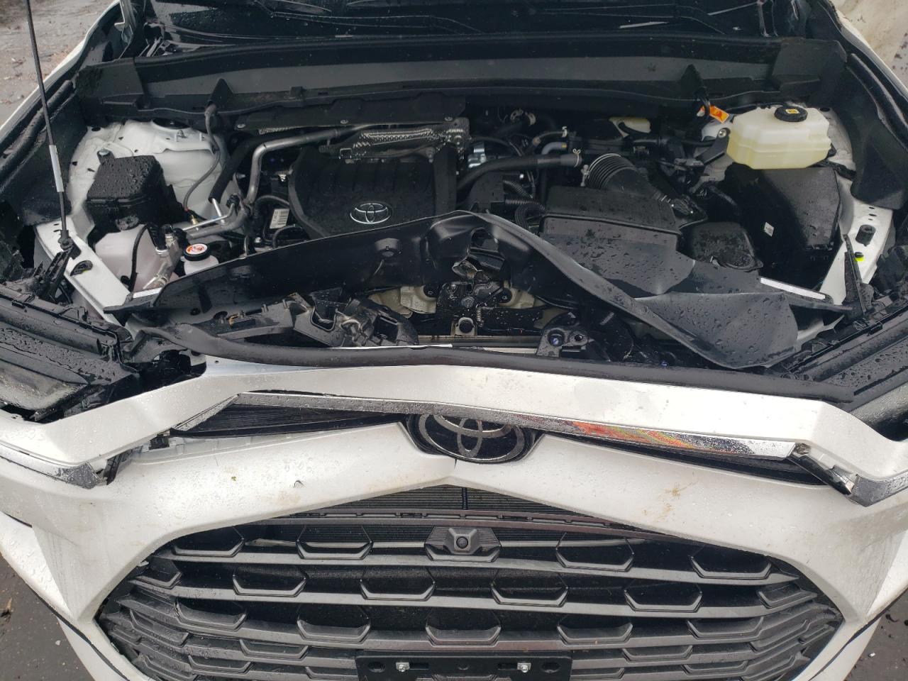 TOYOTA HIGHLANDER LIMITED