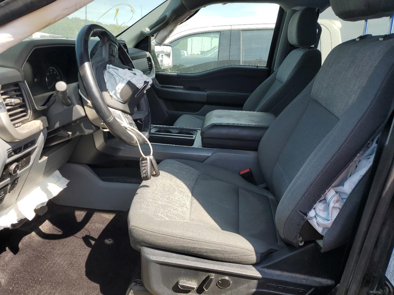 FORD F-150 SUPERCREW