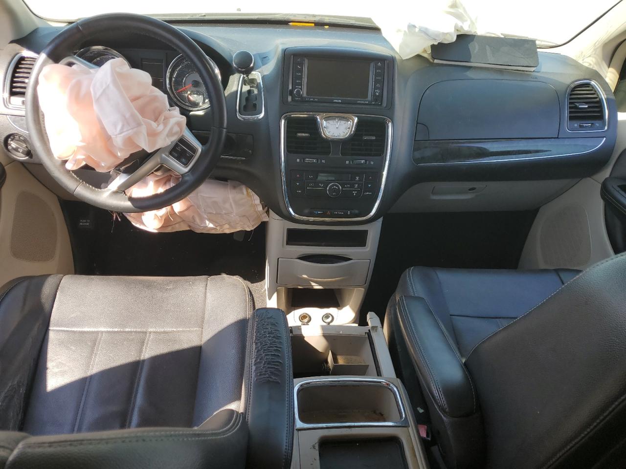 CHRYSLER TOWN & COUNTRY TOURING