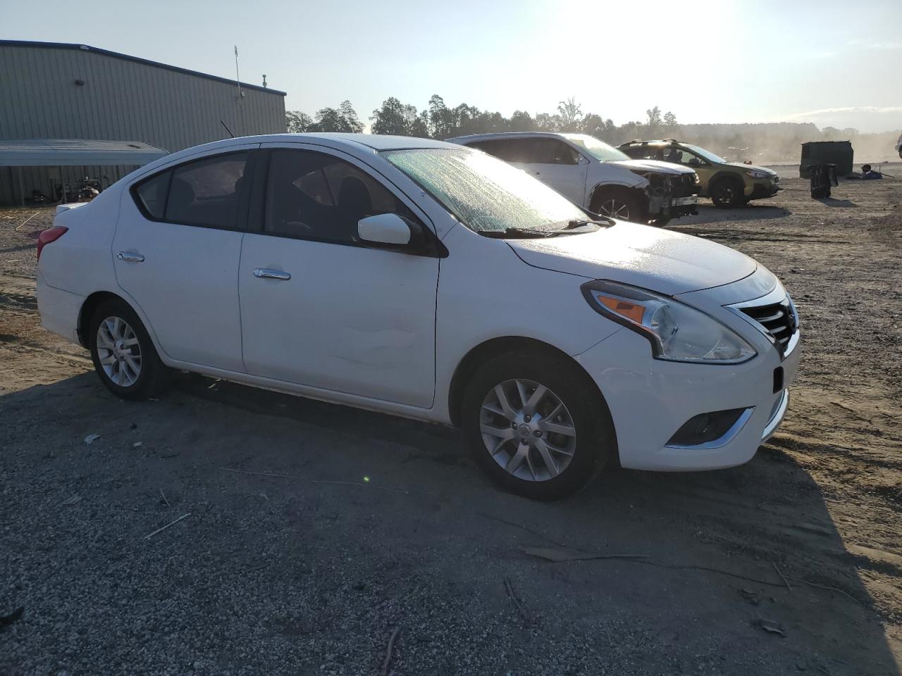 NISSAN VERSA S