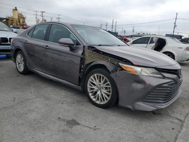 2018 TOYOTA CAMRY L 4T1B11HK2JU029832