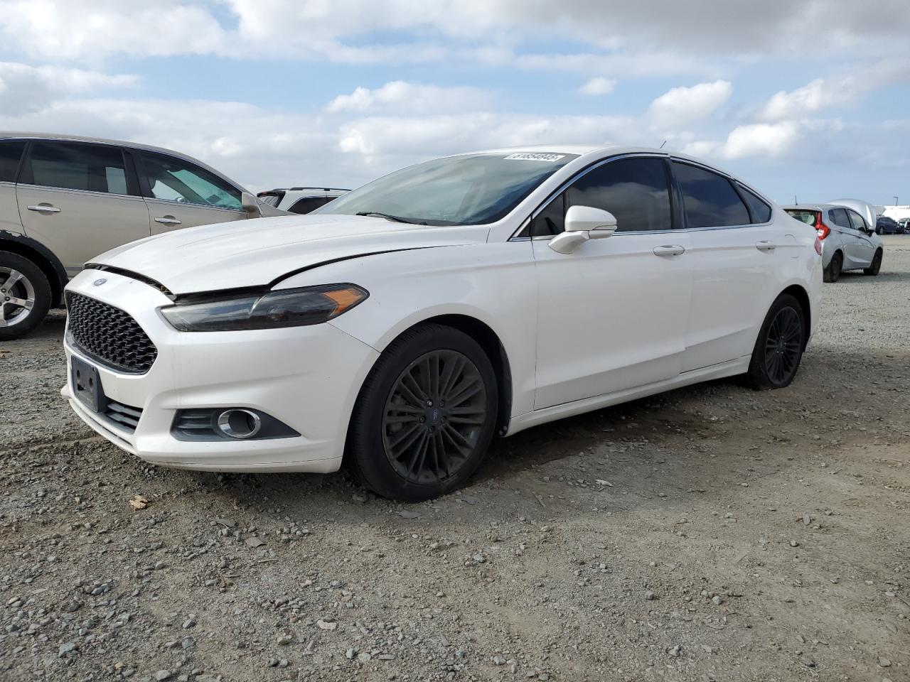 FORD FUSION SE