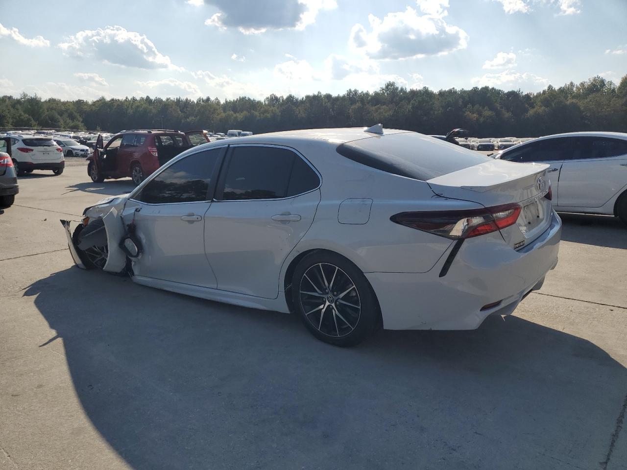 TOYOTA CAMRY SE NIGHT SHADE