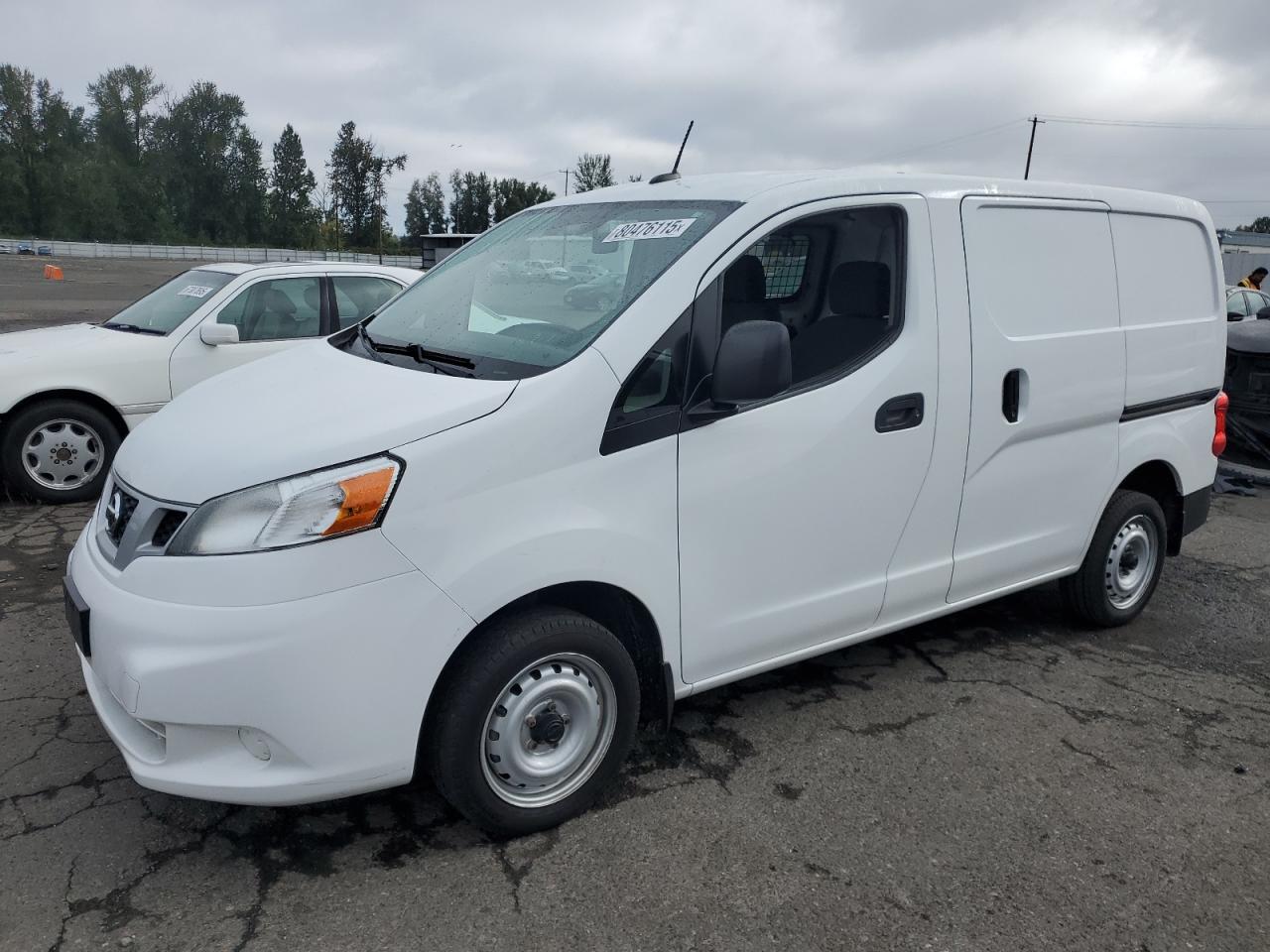 Lot #3291475917 2020 NISSAN NV200 2.5S