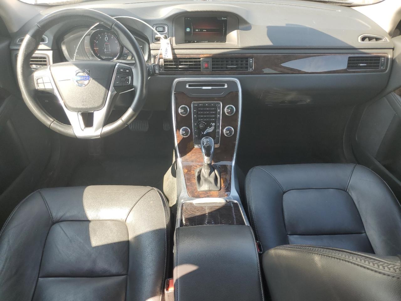 VOLVO XC70 T5 PREMIER