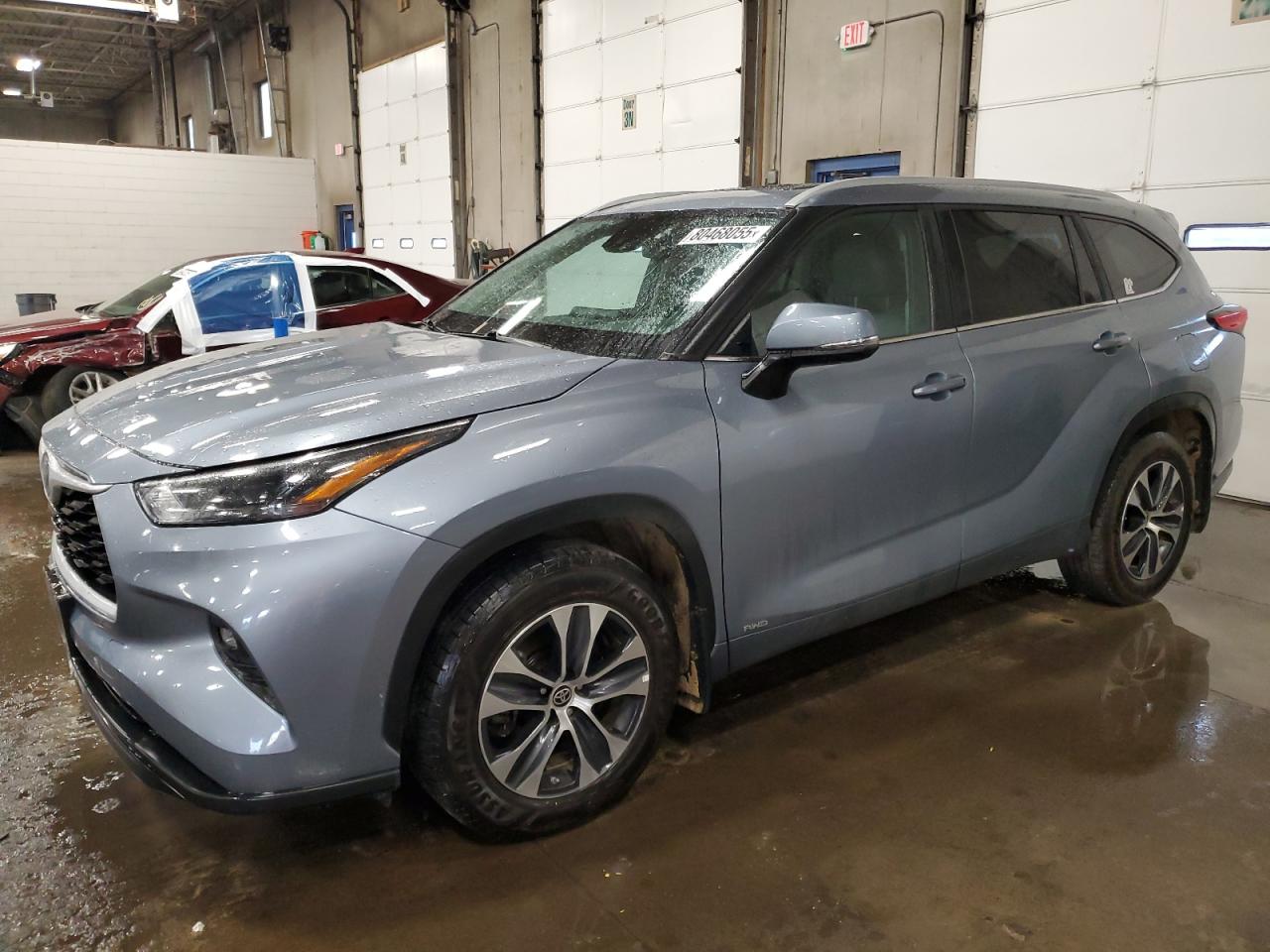TOYOTA HIGHLANDER HYBRID XLE