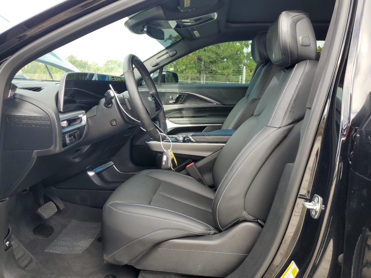 CADILLAC LYRIQ SPORT