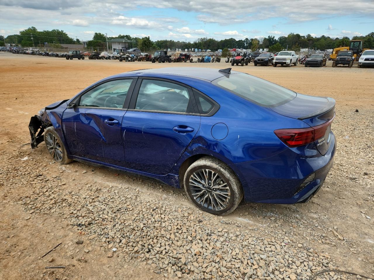 KIA FORTE GT LINE