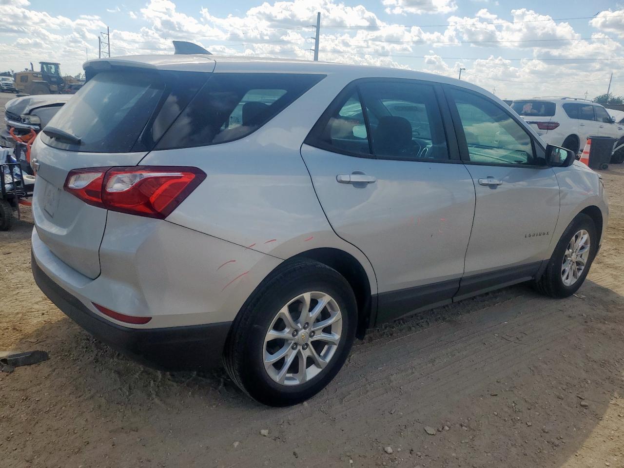 CHEVROLET EQUINOX LS