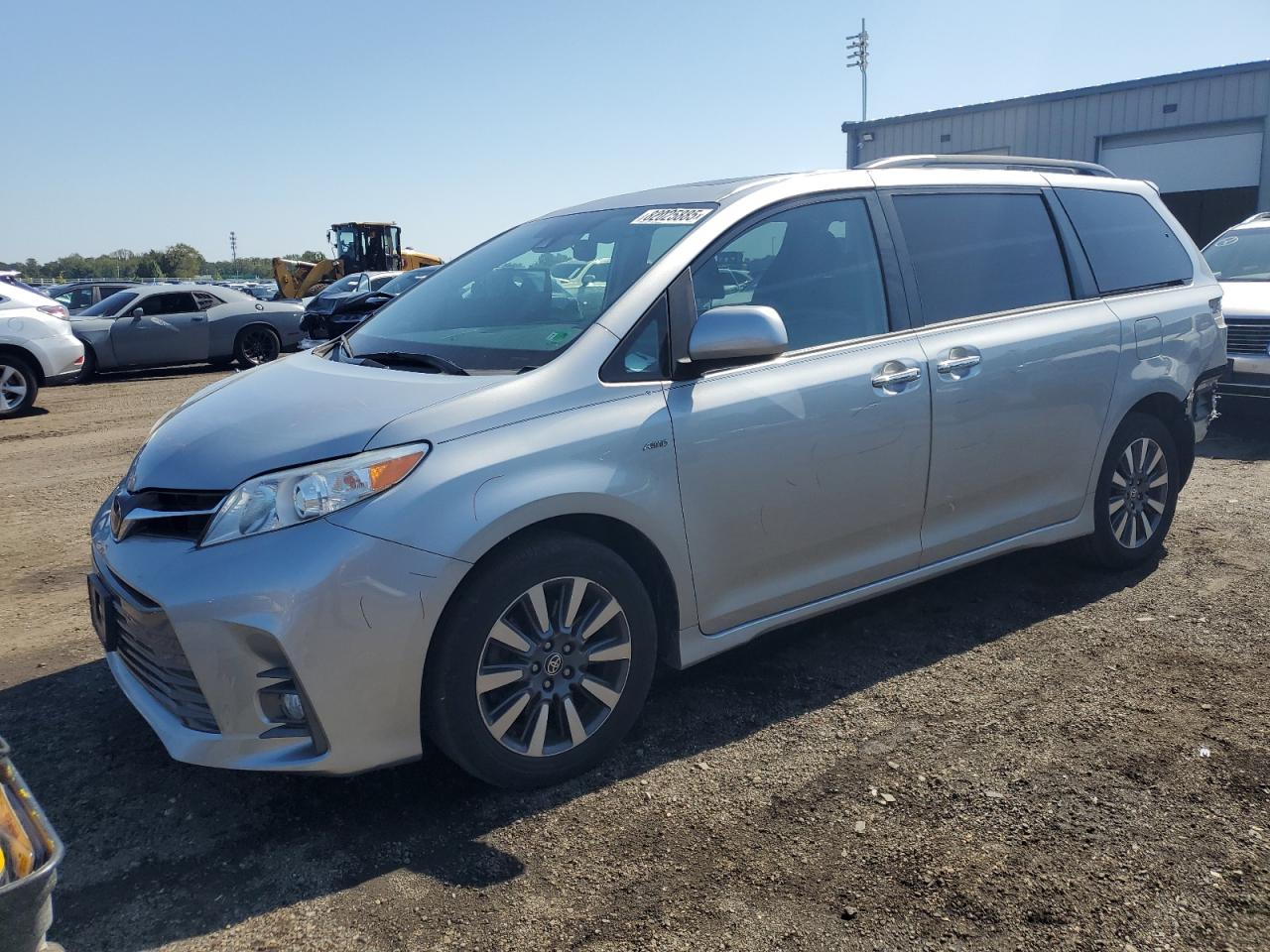 TOYOTA SIENNA XLE
