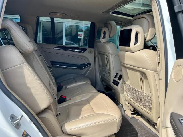 2016 MERCEDES-BENZ GL 550 4MA 4JGDF7DEXGA639212