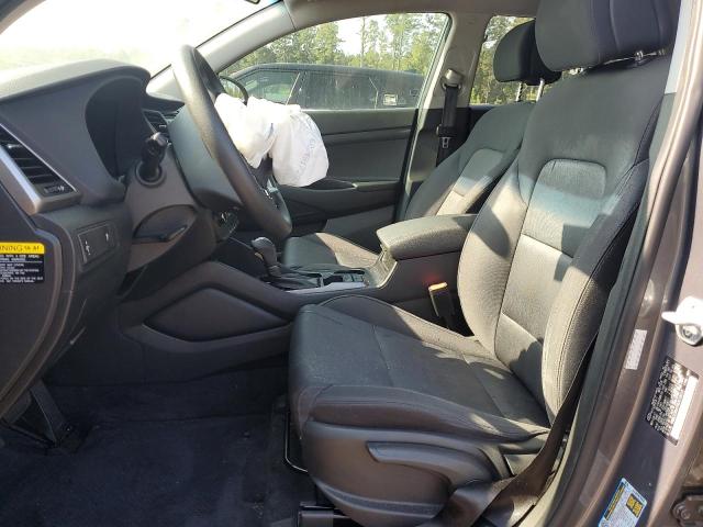 2017 HYUNDAI TUCSON SE KM8J23A47HU510010