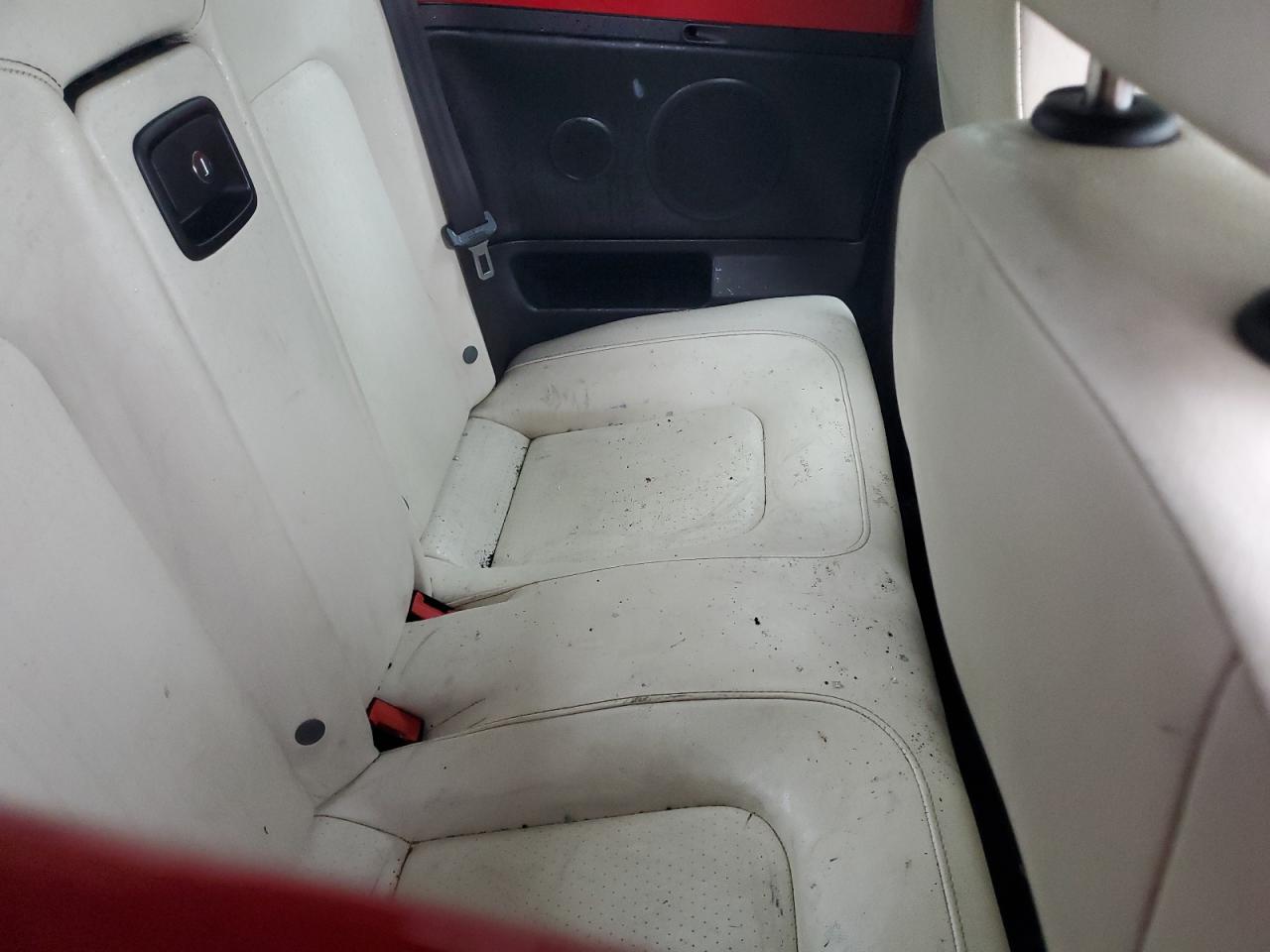 VOLKSWAGEN BEETLE NEW BEETLE