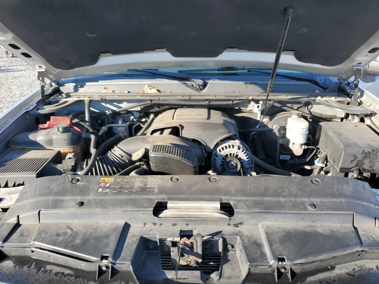 CHEVROLET TAHOE K1500 LS