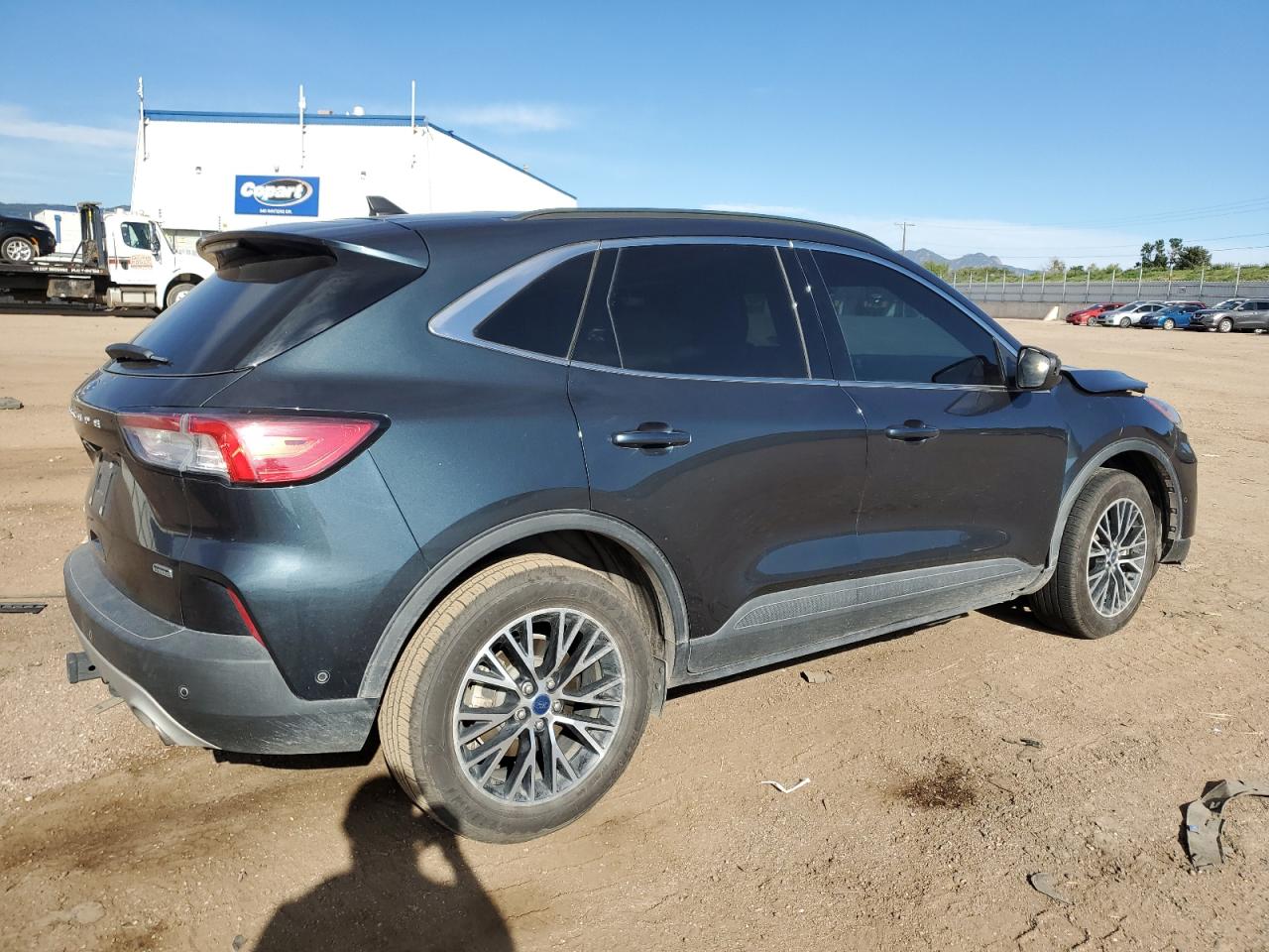 FORD ESCAPE TITANIUM