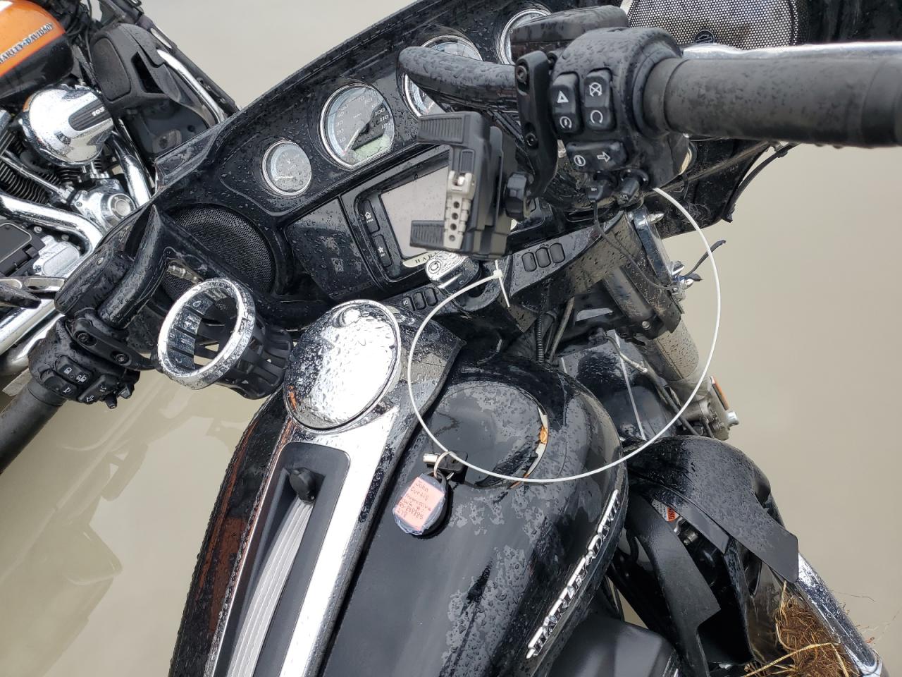 Lot #3296509694 2014 HARLEY-DAVIDSON FLHTK ELECTRA GLIDE ULTRA LIMITED