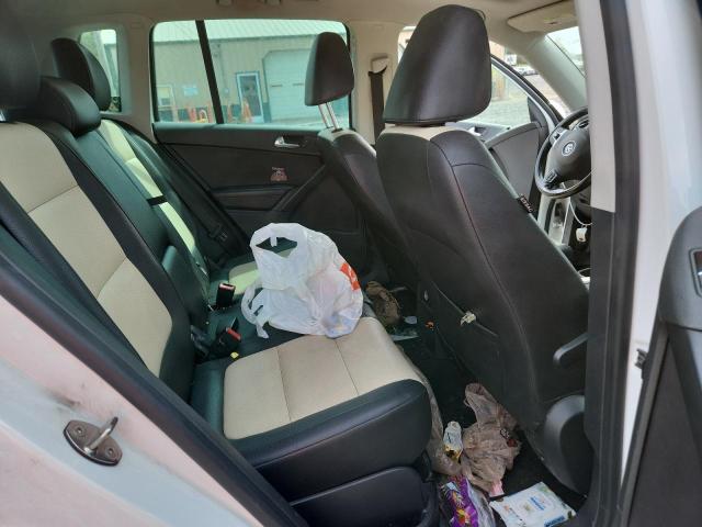2017 VOLKSWAGEN TIGUAN WOL WVGRV7AX0HK000718