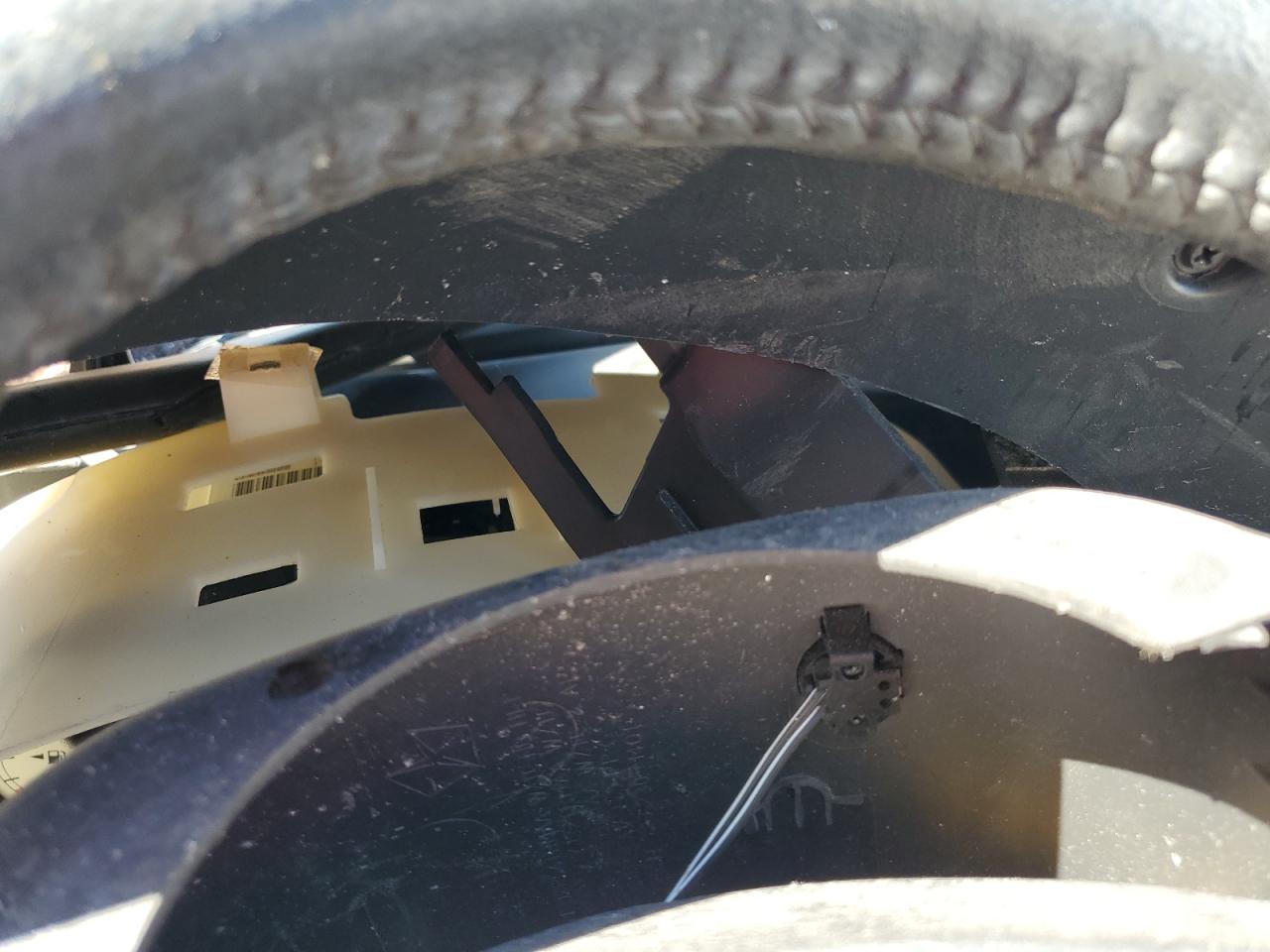 Lot #3297992101 2005 CHRYSLER TOWN & COUNTRY LIMITED