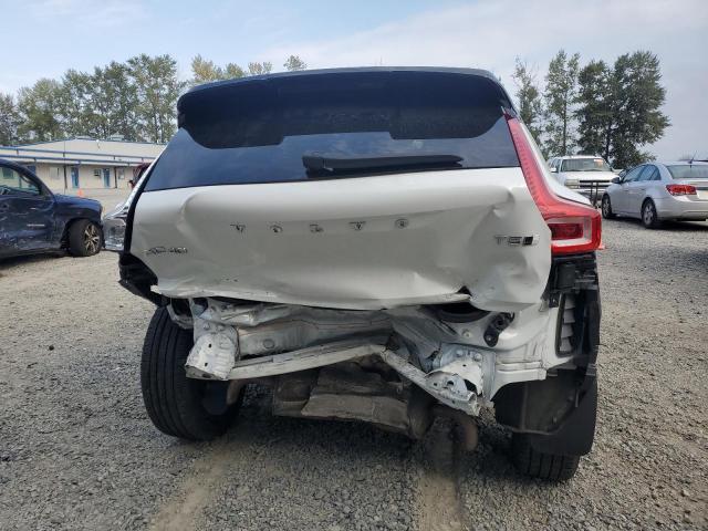 2022 VOLVO XC40 T5 R-DESIGN - YV4162UM1N2735414