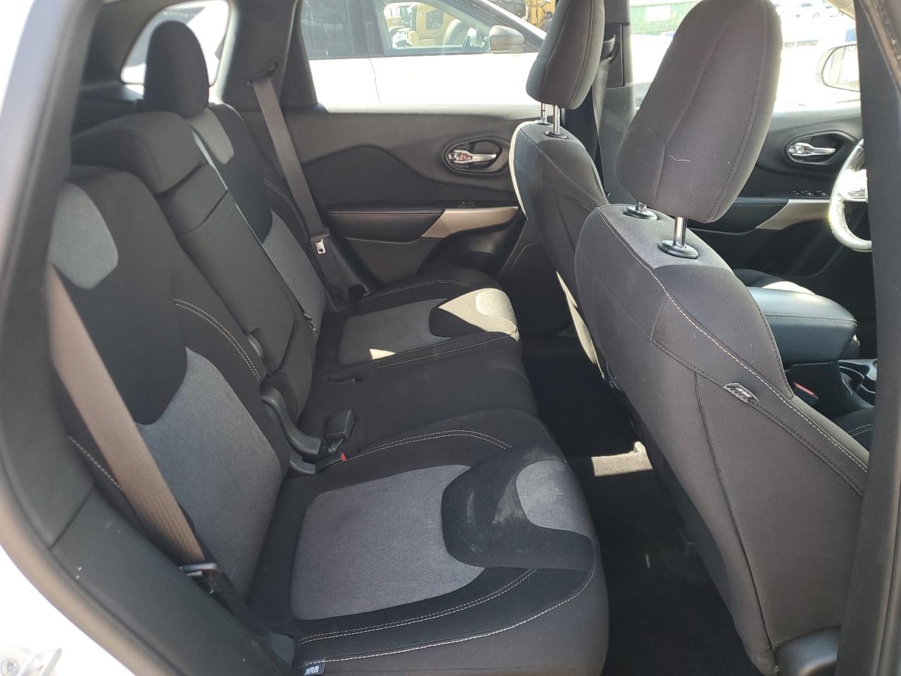 JEEP GRAND CHEROKEE LATITUDE