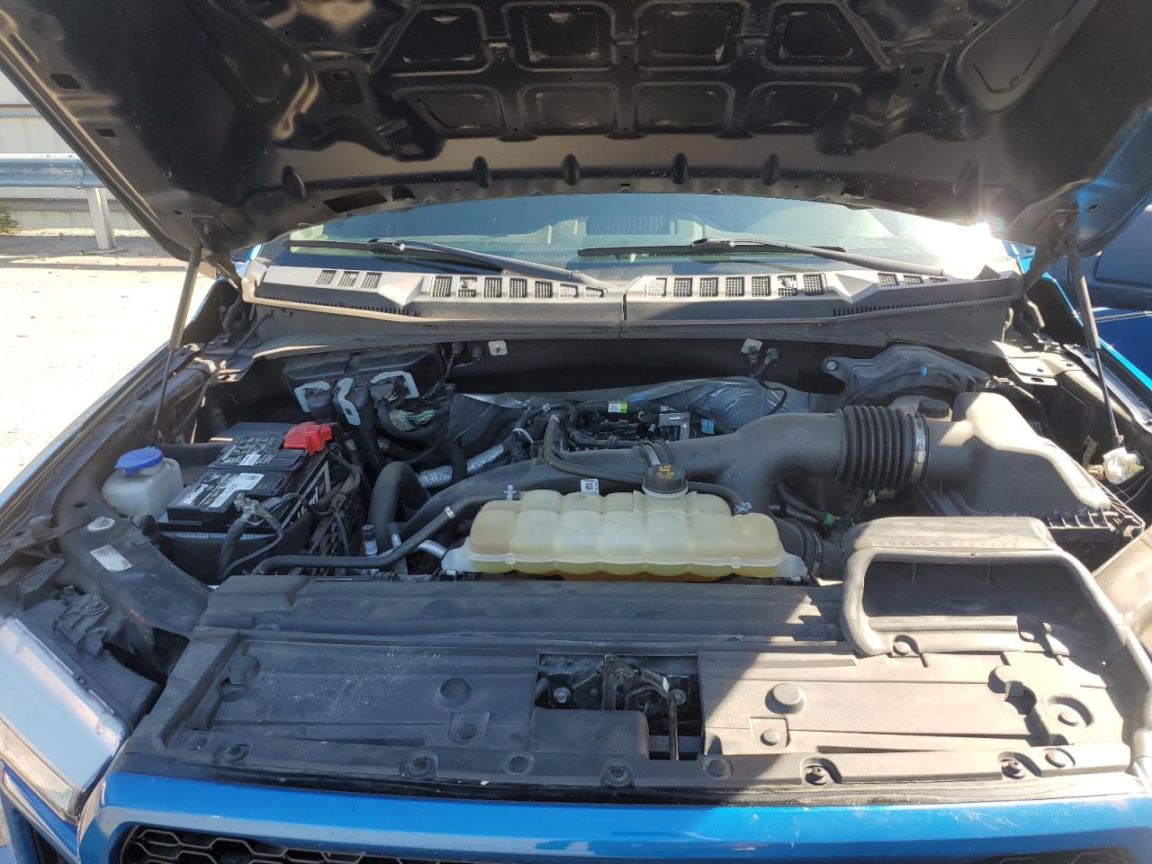 FORD F-150 SUPER CAB