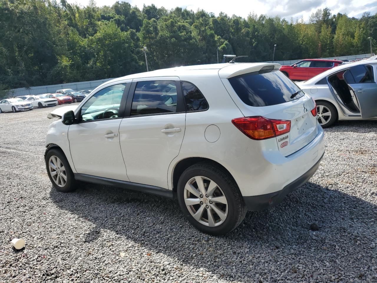 MITSUBISHI OUTLANDER ES