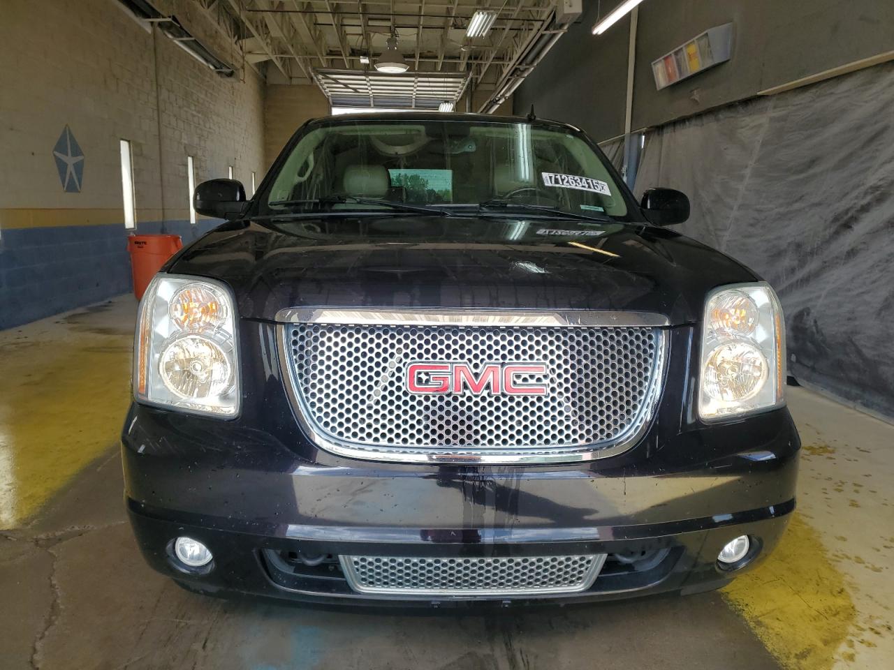 GMC YUKON DENALI