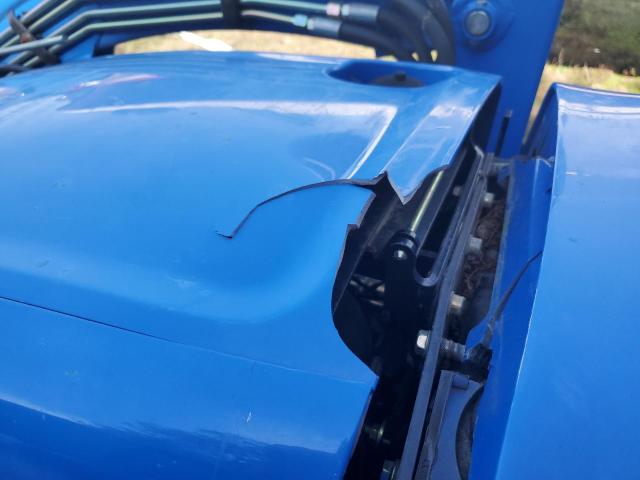 2004 NEWH TRACTOR #3253759013