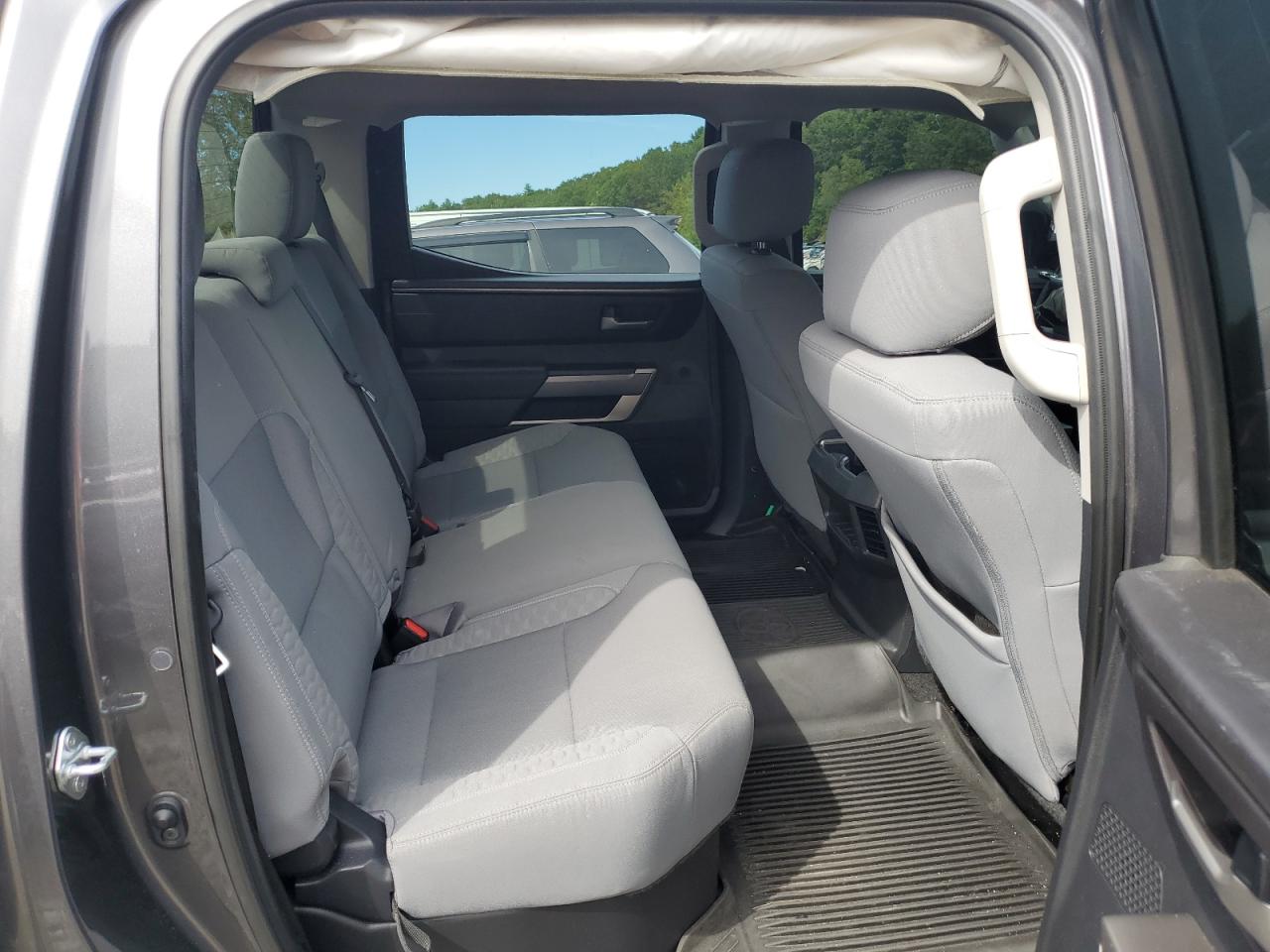 TOYOTA TUNDRA CREWMAX SR