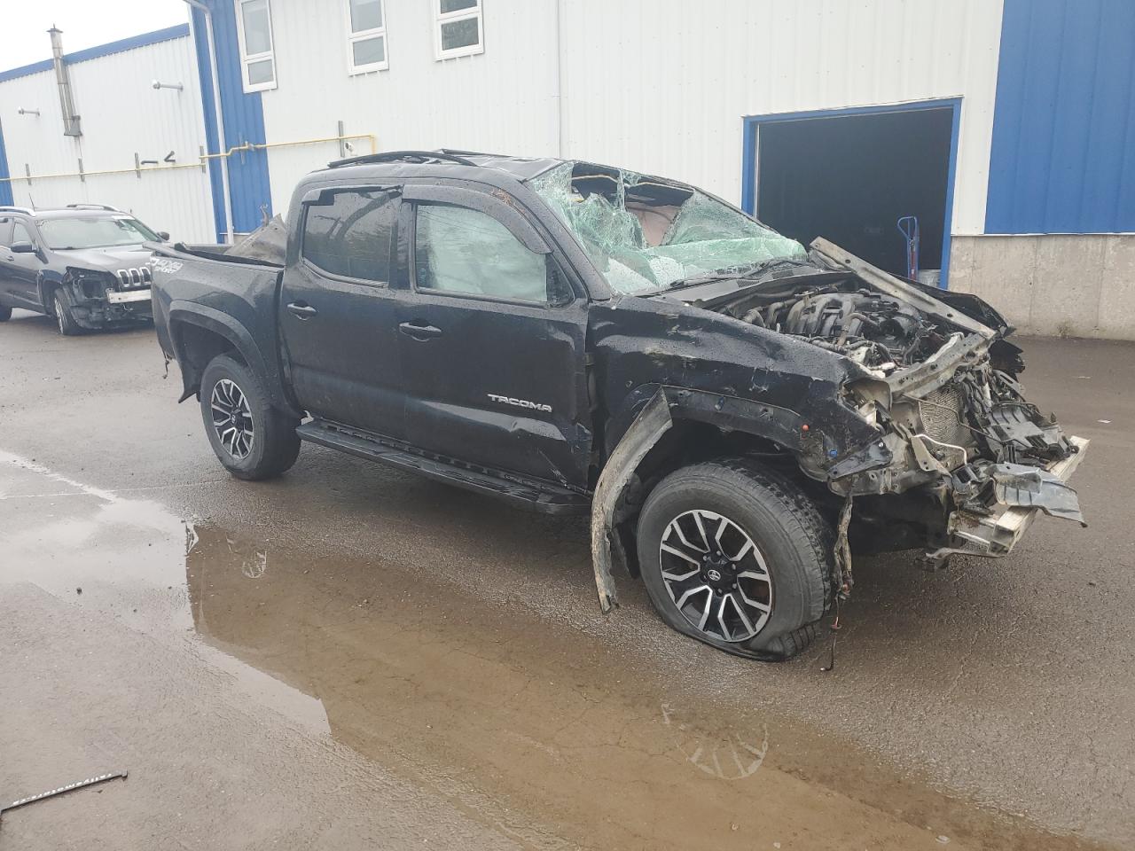 TOYOTA TACOMA DOUBLE CAB