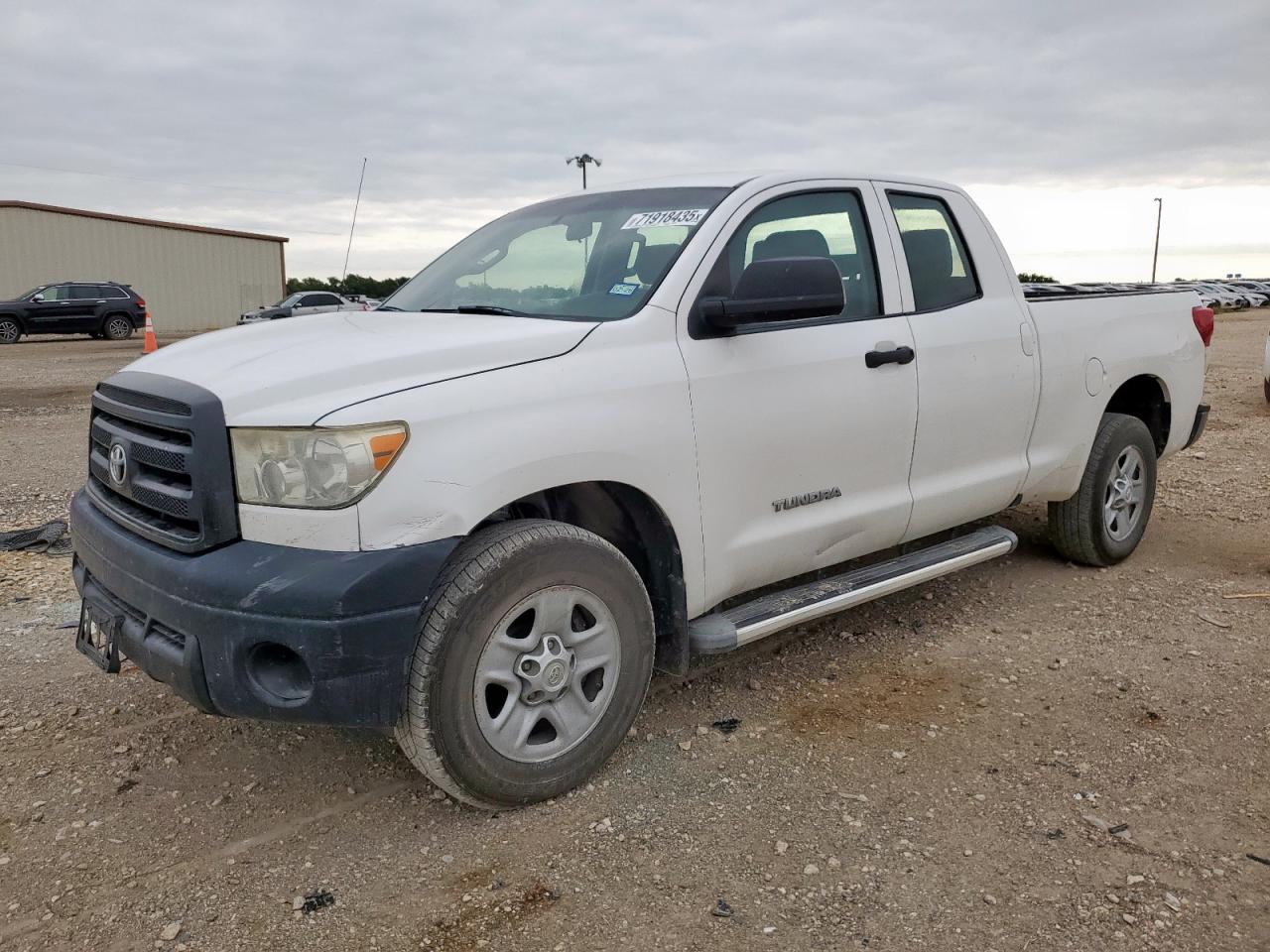 TOYOTA TUNDRA DOUBLE CAB SR5