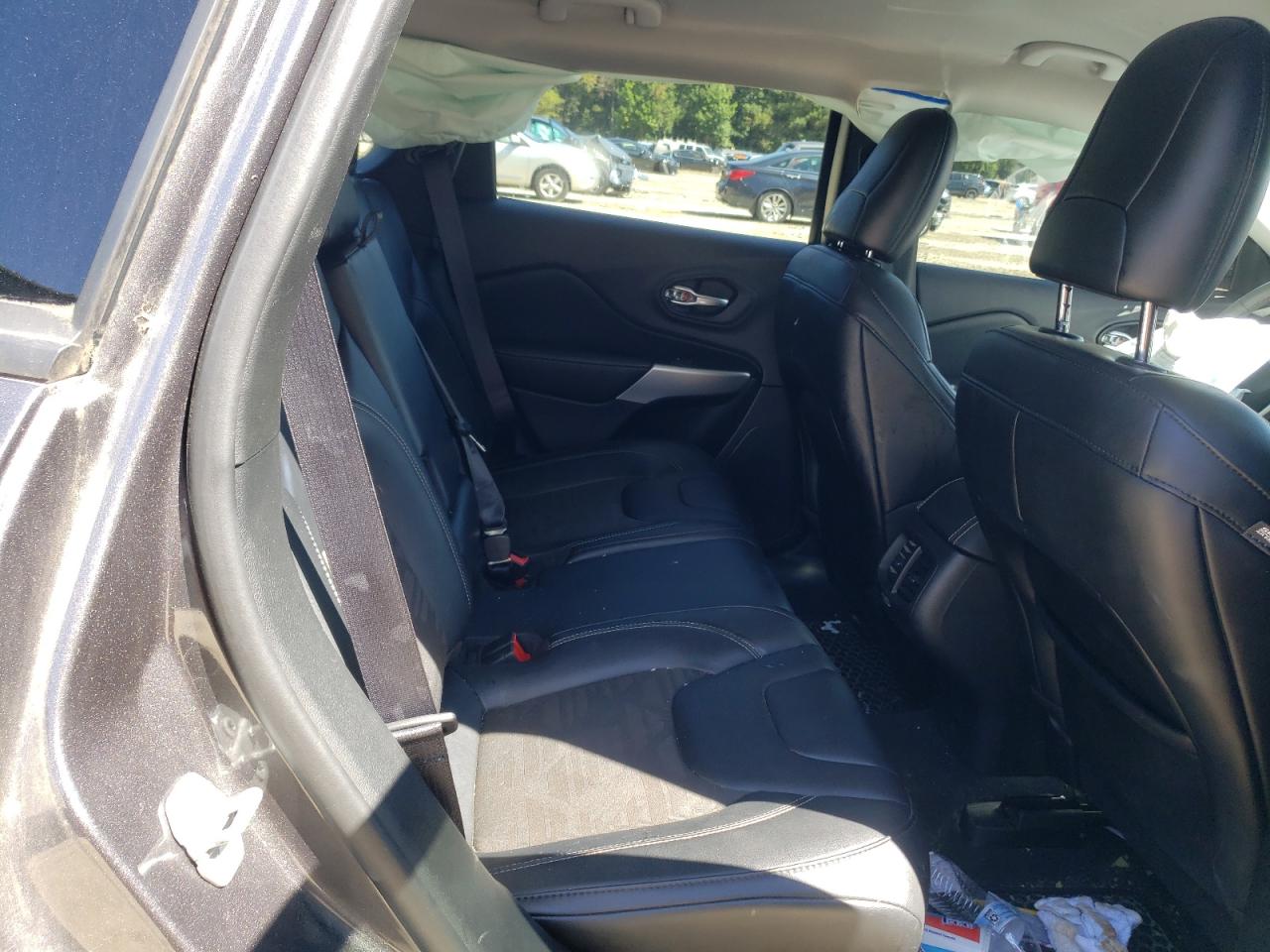 JEEP GRAND CHEROKEE LATITUDE