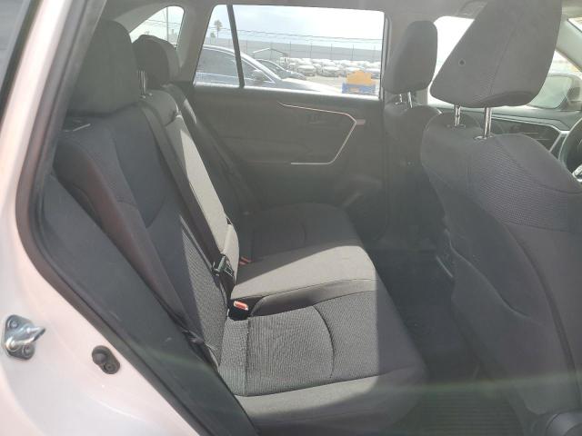 2020 TOYOTA RAV4 LE JTMLWRFV9LD547025