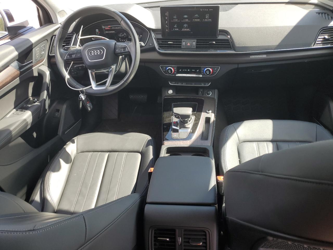 AUDI Q5 PREMIUM PLUS 45