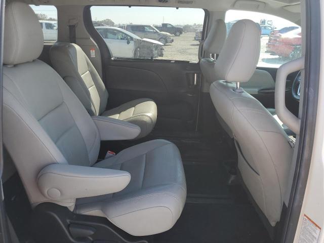 2015 TOYOTA SIENNA XLE 5TDDK3DC3FS096908