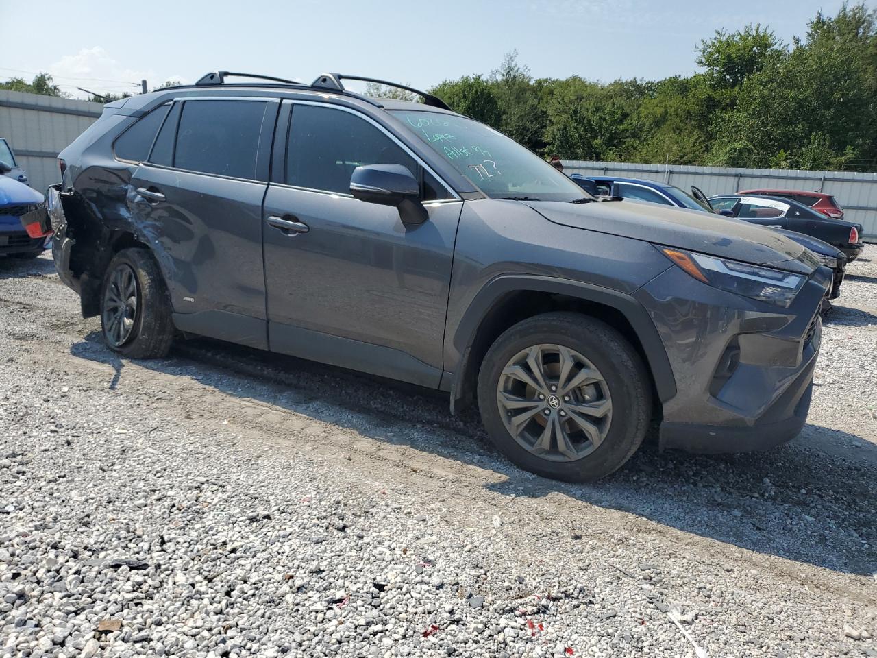 TOYOTA RAV4 XLE PREMIUM