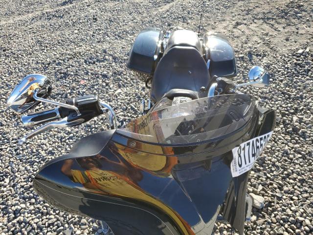 2015 HARLEY-DAVIDSON FLHX STREE 1HD1KBM16FB698025