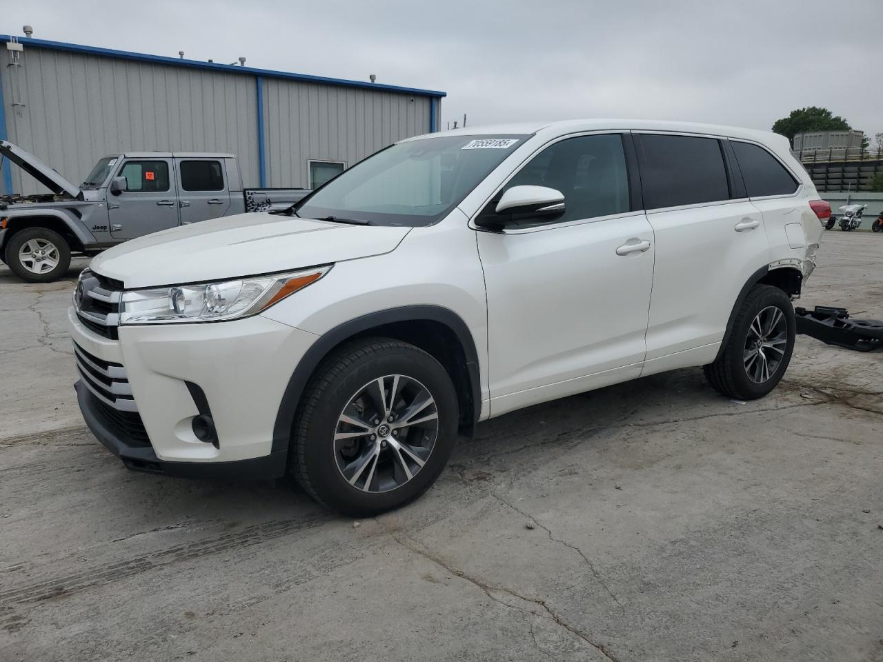 TOYOTA HIGHLANDER LE