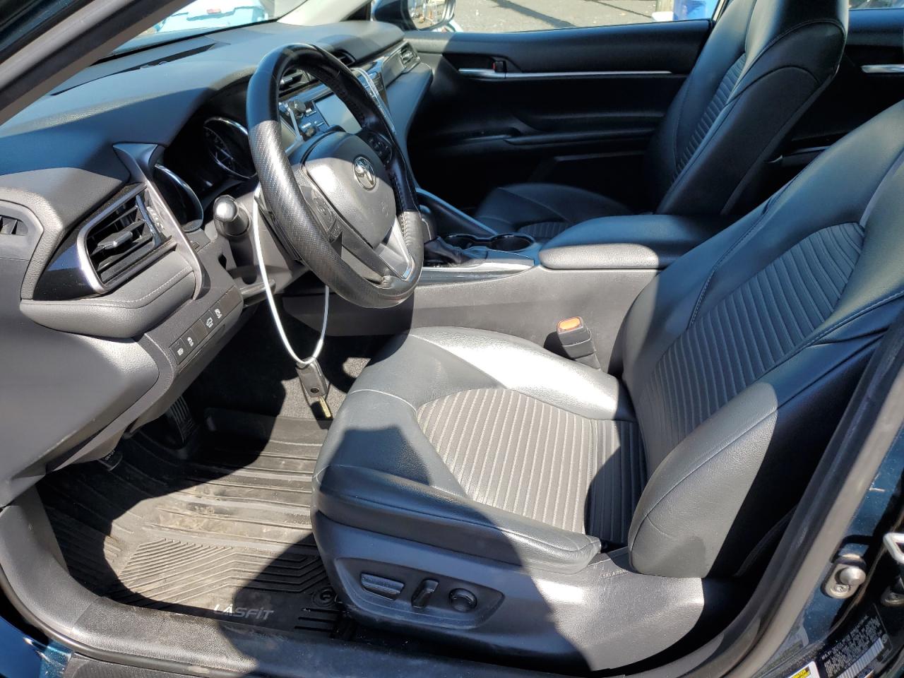 Lot #3311460262 2019 TOYOTA CAMRY L